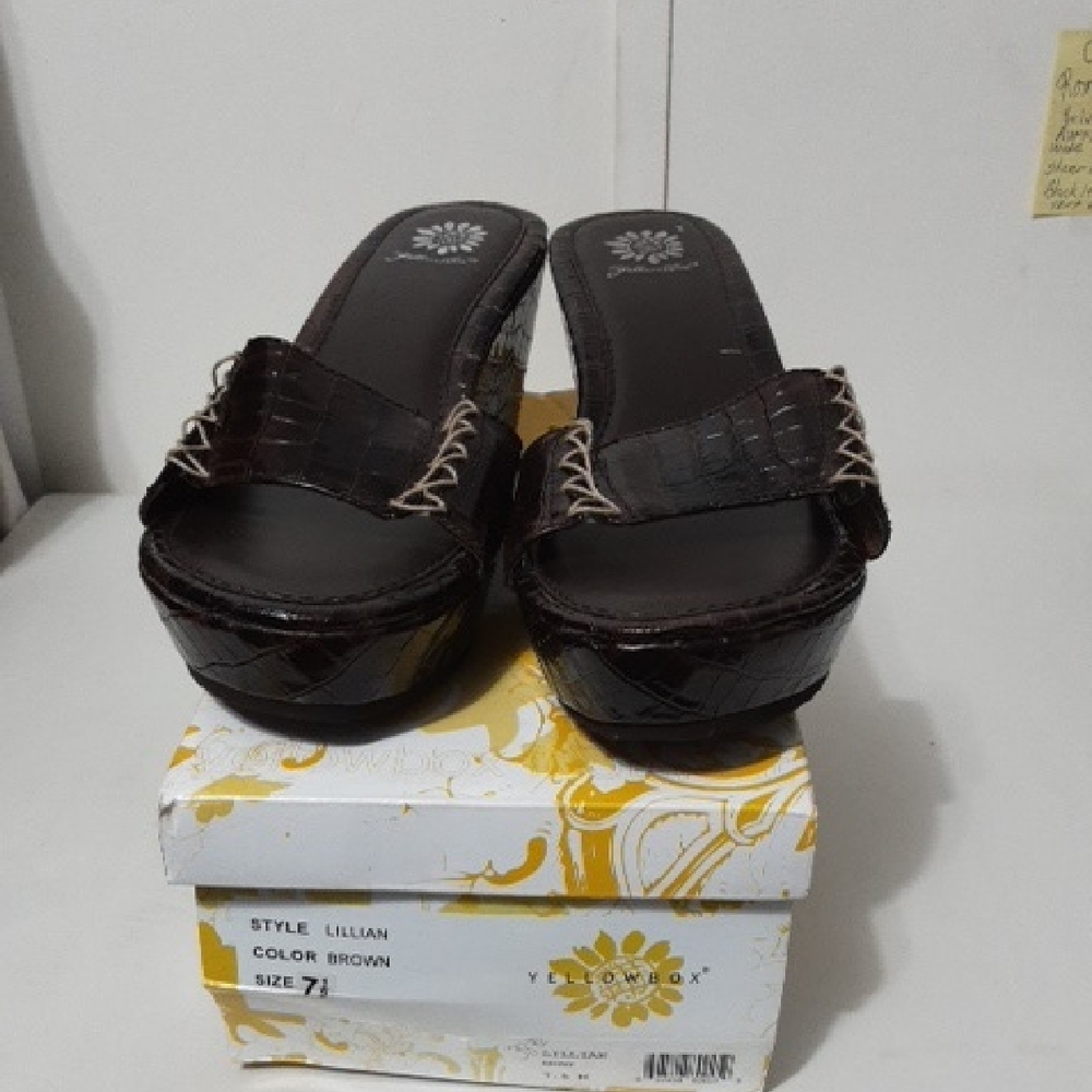 YELLOW BOX LILLIAN Brown Platform Shoes